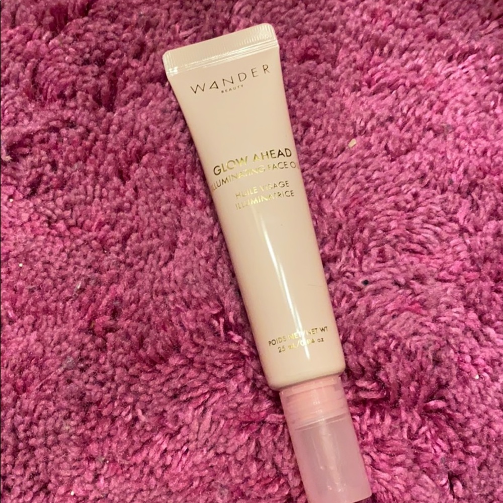 Wander beauty glow ahead face oil